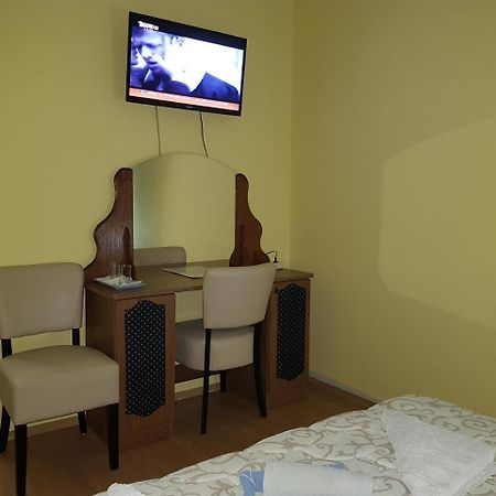 Motel Magistrala ドボイ エクステリア 写真