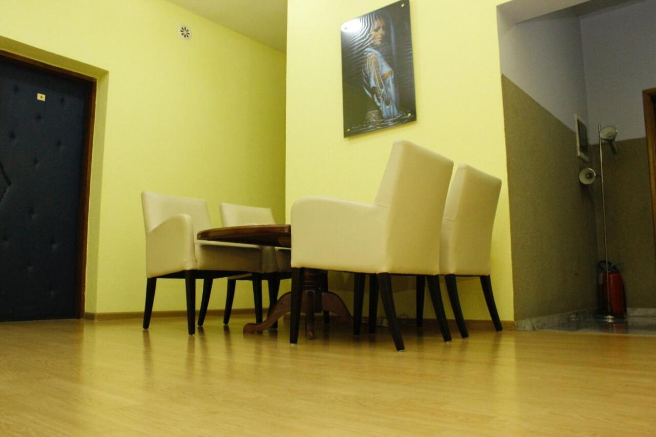 Motel Magistrala ドボイ エクステリア 写真