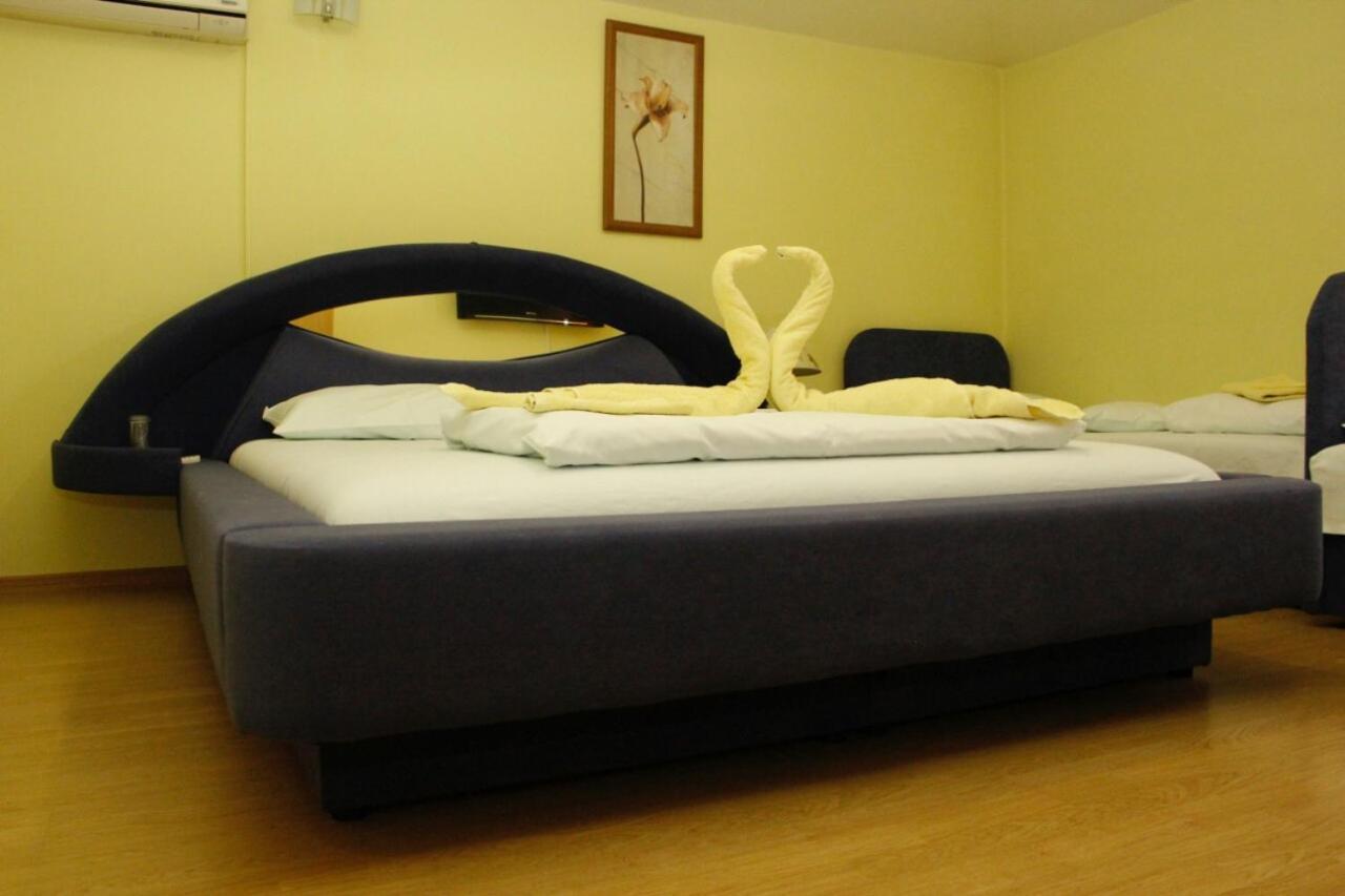 Motel Magistrala ドボイ エクステリア 写真